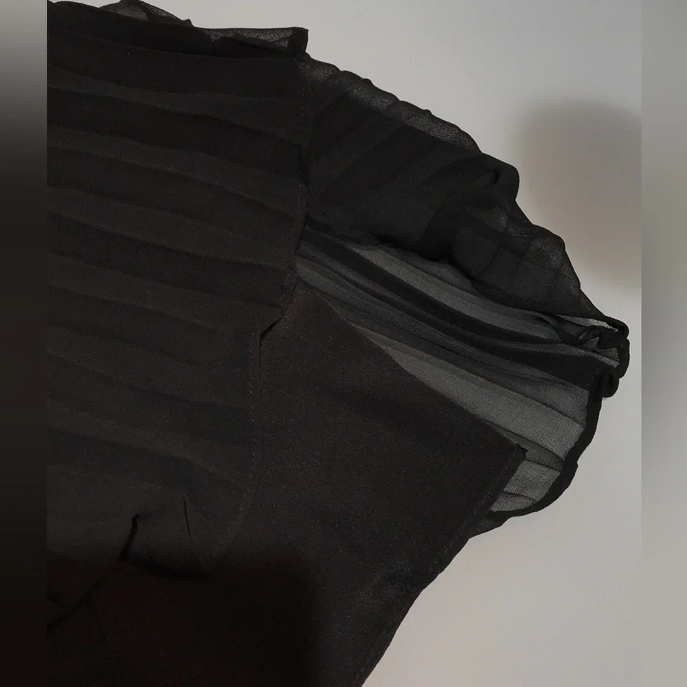 J Crew Black Top - Picture 8 of 8